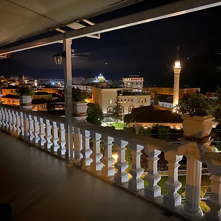 Arben Elezi Konukevi Berat