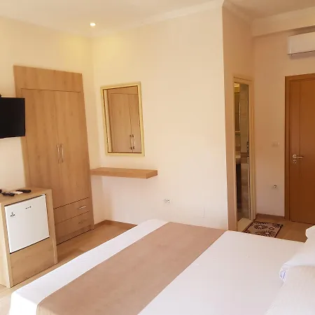 Konukevi Arben Elezi Berat