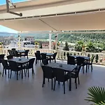 Arben Elezi 게스트하우스 베라트