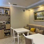 Arben Elezi 게스트하우스 3*