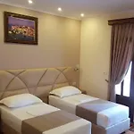 Arben Elezi Gasthof Berat